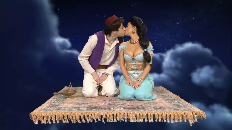 Kim Kardashian to host US comedy sketch show  Saturday Night Live