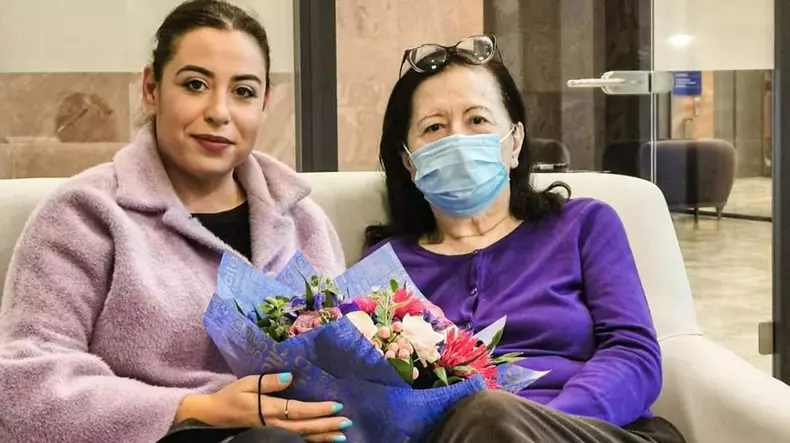 Mioara si Oana spital