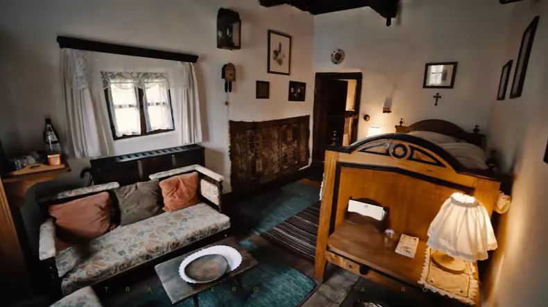 casa-Printului-Charles-Valea-Zalanului-8