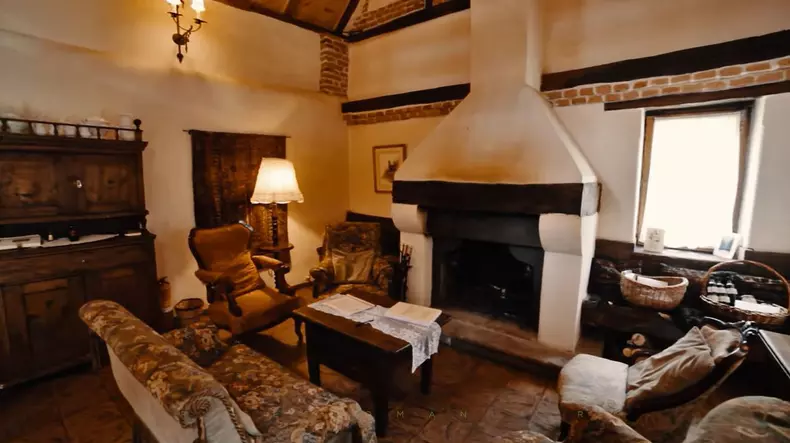 casa-Printului-Charles-Valea-Zalanului13