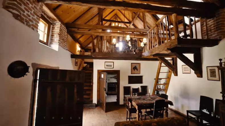 casa-Printului-Charles-Valea-Zalanului15