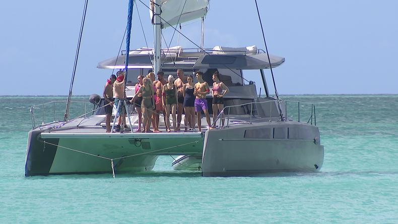 Faimosii-sosire-pe-mare