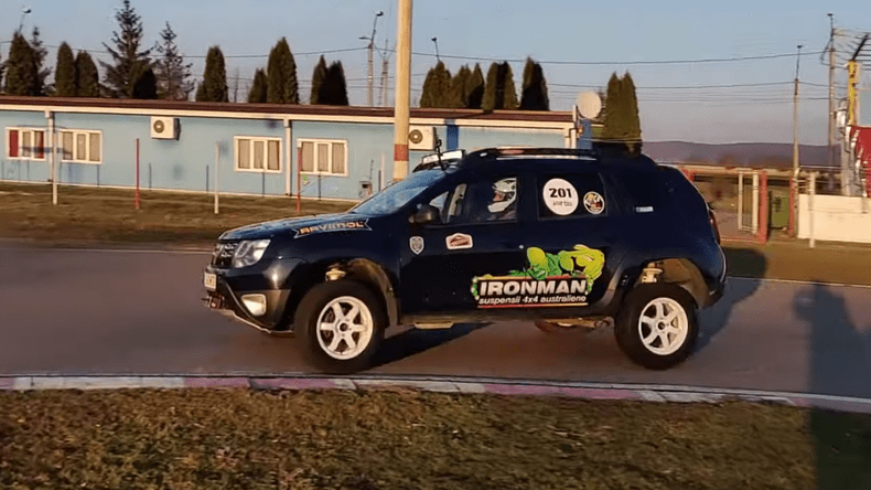 dacia-duster-circuit