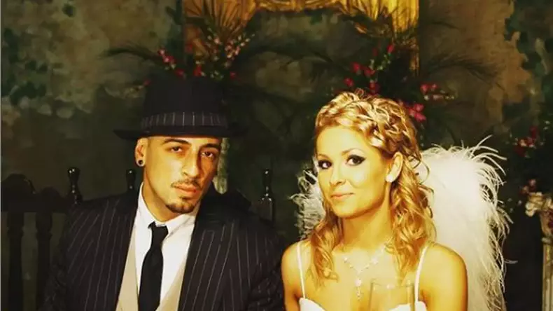 Cerebel-si-sotia-lui