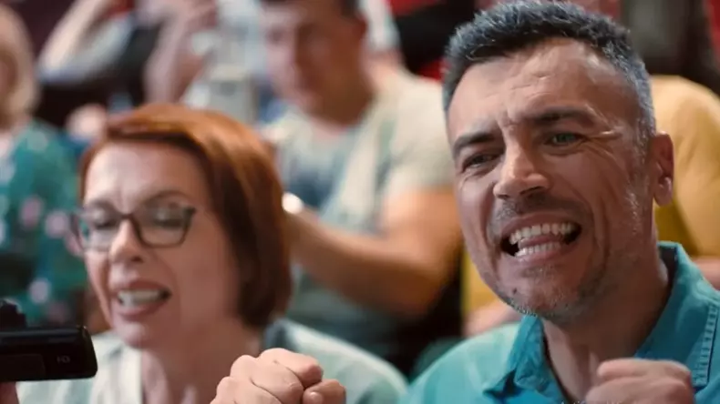 cine-este-si-cu-ce-se-ocupa-tatal-lui-David-Popovici-15