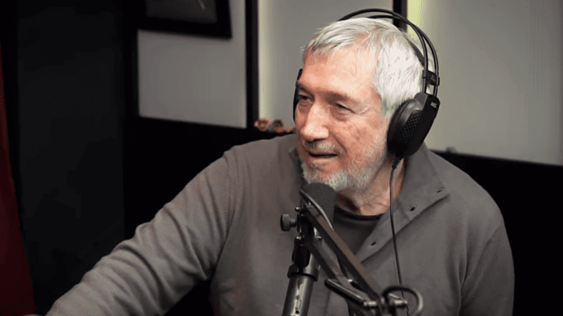 dan-chisu-despre-cum-a-dat-o-afara-din-restaurant-pe-pink-zsi-ce-daca-e-pink_size24