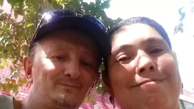 ioana tufaru vrea bani de la gigi becali