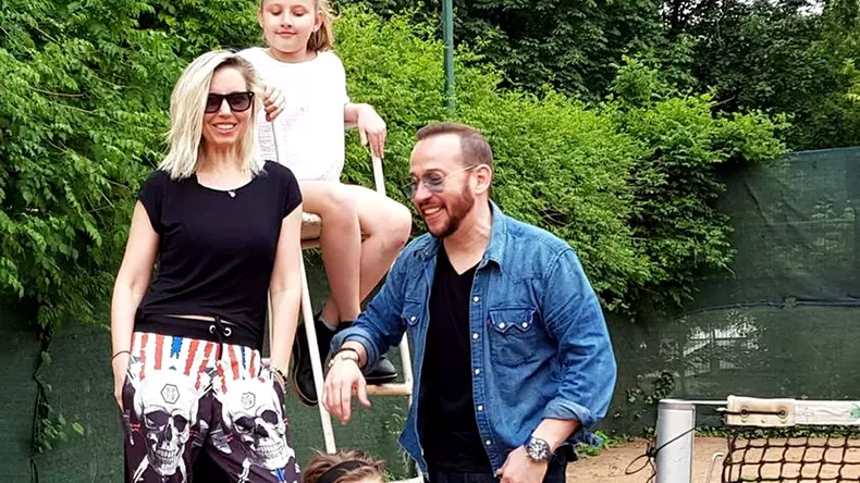 mihaela-cernea-de-la-class-are-studio-de-yoga-4