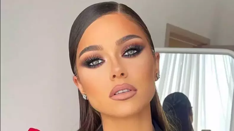 theo-rose1-1280x720-1-1024x576-1