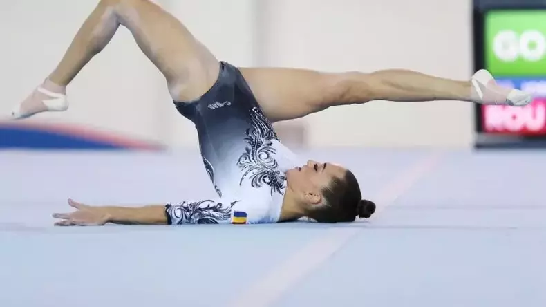 larisa-iordache