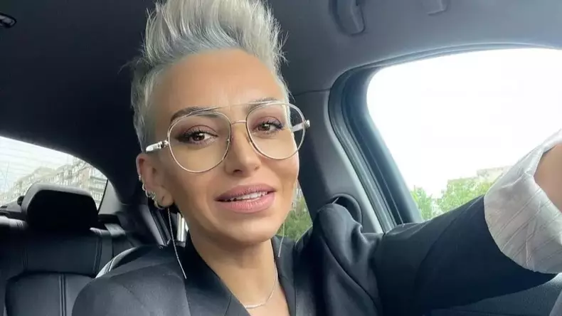 giulia-vrea-sa-renunte-la-muzica-crop-1653304899-1024x576-1