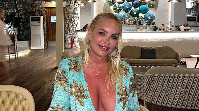 silueta vica blochina