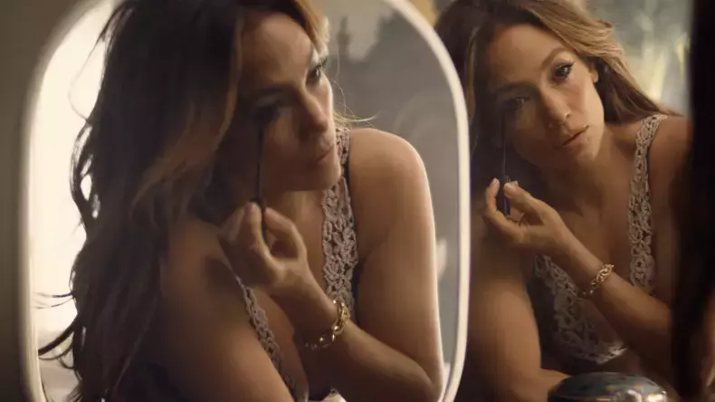 jennifer-lopez-20-scaled-1