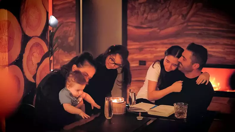 320938925_1251642525382129_5224202131121945640_n