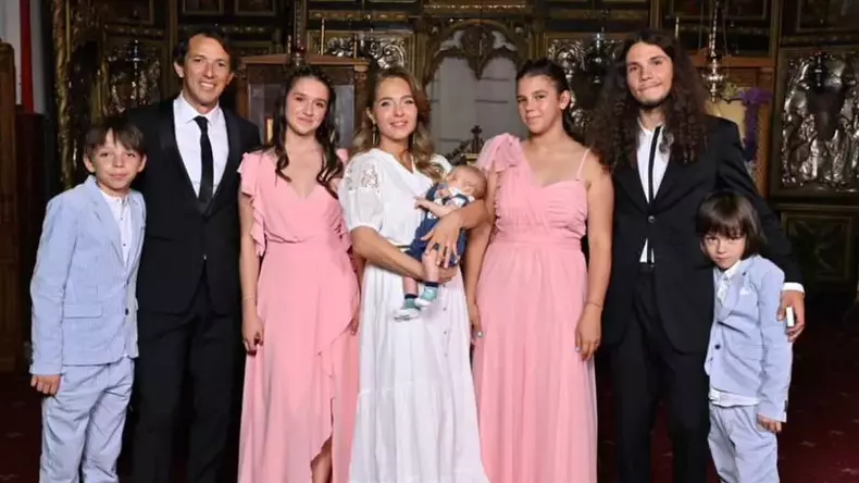 george-ogararu-si-a-botezat-cel-de-al-6-lea-copil.-imagine-emotionanta-cu-seful-csa-steaua