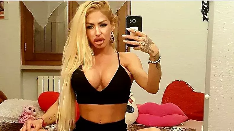 https___www.cancan.ro_wp-content_uploads_2019_02_be579349-b065-4317-a878-de0071cc909a