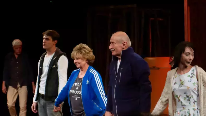 Victor Rebengiuc 345