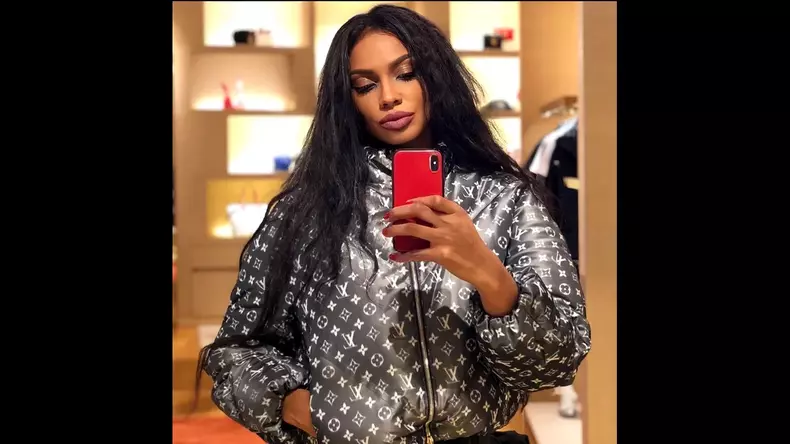 https___www.prosport.ro_wp-content_uploads_2022_11_Laurette-femeia-care-se-iubeste-cu-fostul-dinamovist-Magaye-Gueye-face-orice-pentru-bani-32