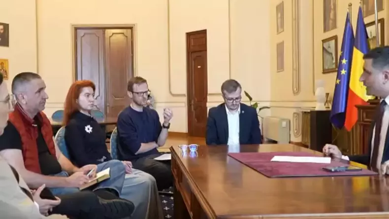 george-simion-jurnalisti-digi24-e1747115745252
