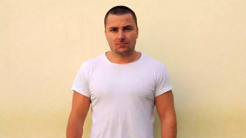 cine-este-emil-ganj-suspect-crima-mures-tanara-incendiata-casa-politia-romana-e1752323047811