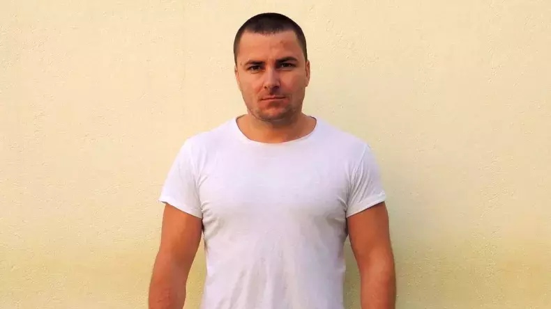 cine-este-emil-ganj-suspect-crima-mures-tanara-incendiata-casa-politia-romana-e1752323047811