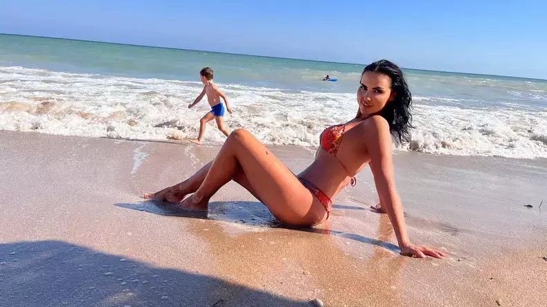 lavinia-pirva-pe-plaja