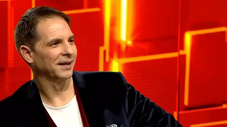 Dan Negru (4)