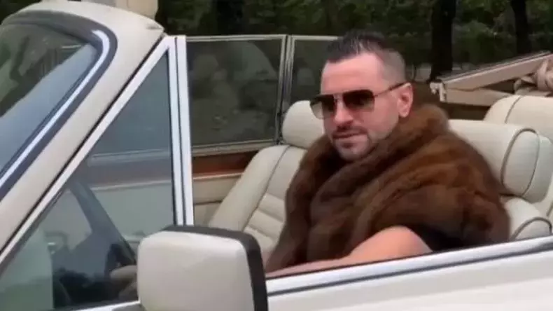 bogdan-croitoru-recunoscut-sub-numele-de-fizz