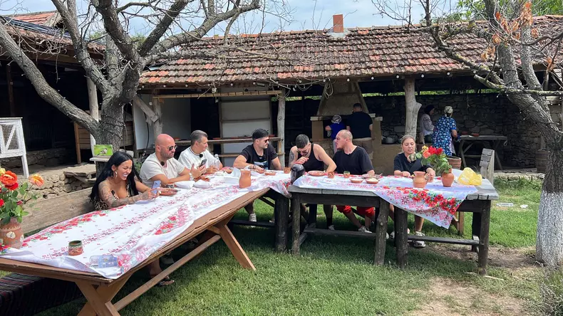poftiti-la-targ_butuceni_4