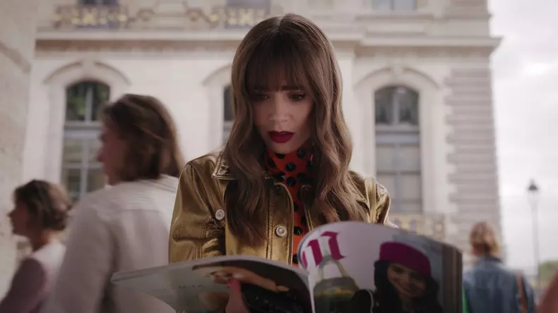 „Emily in Paris”, sezonul 4, afectat de greva scenariștilor. Ce se întâmplă cu serialul cu Lily Collins