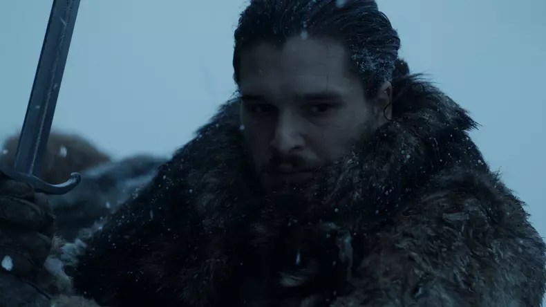 Jon-Snow-Beyond-the-Wall-sword