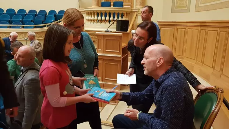 46979509_1707150279388792_7431333164942884864_n