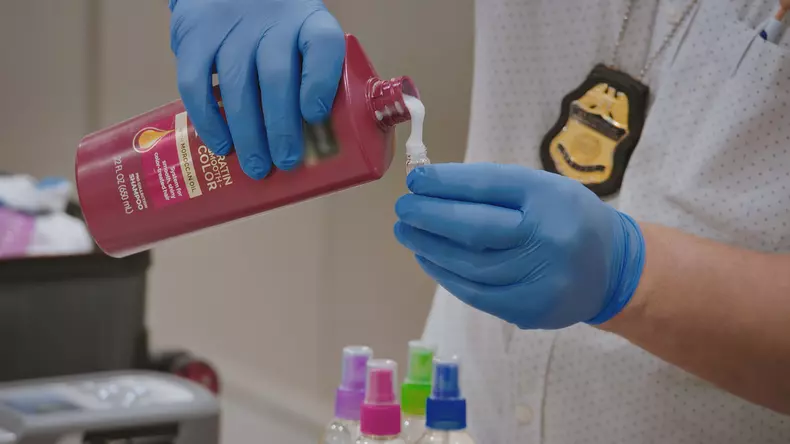 301_LockdownLockup_ToCatchASmuggler_LR_002-1