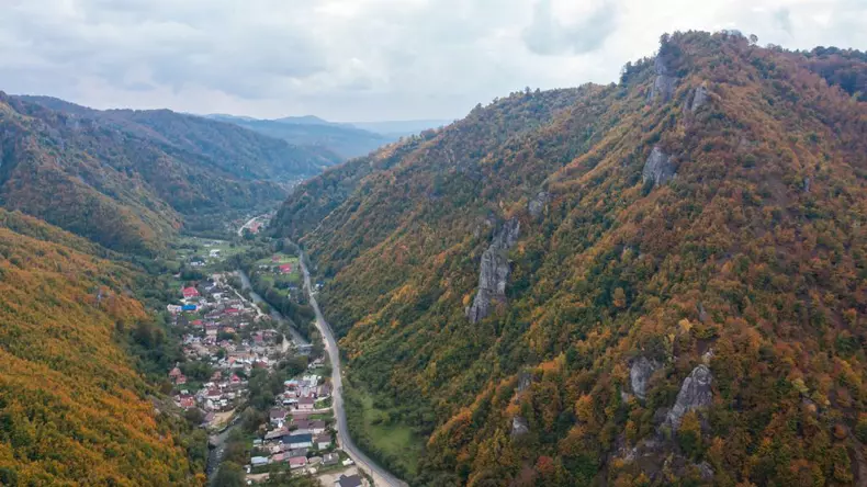 ROventura, 17 decembrie 2022. Incursiune de poveste pe plaiuri muscelene