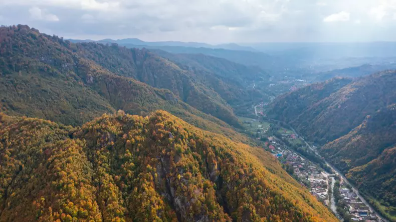 ROventura, 17 decembrie 2022. Incursiune de poveste pe plaiuri muscelene