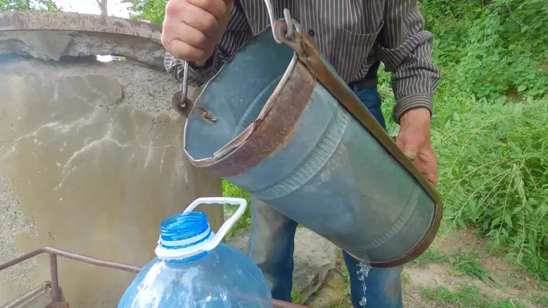 duminica-la-asta-i-romania-un-vis-indepartat-pentru-un-catun-izolat-din-romania-2