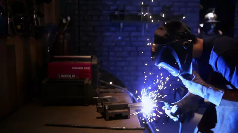 arme-nascute-din-foc-sezonul-9-12