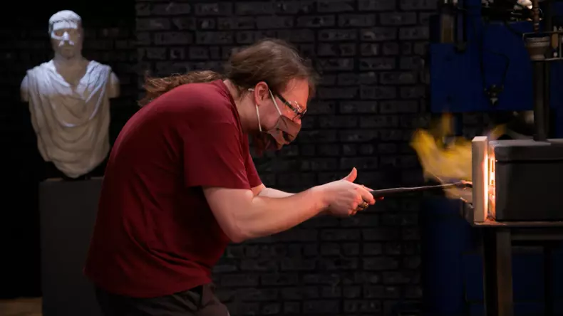 arme-nascute-din-foc-sezonul-9-13