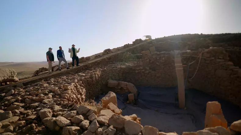 extraterestri-antici--sezonul-15-4