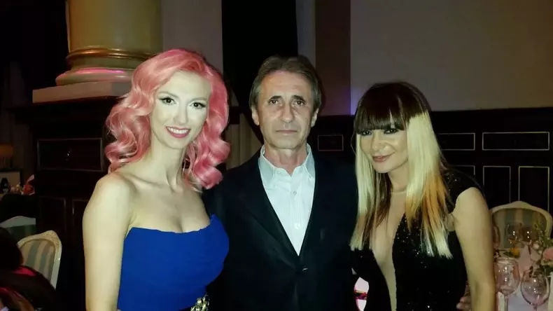 Andreea Antonescu, Andreea Bălan și tatăl ei, Săndel Bălan