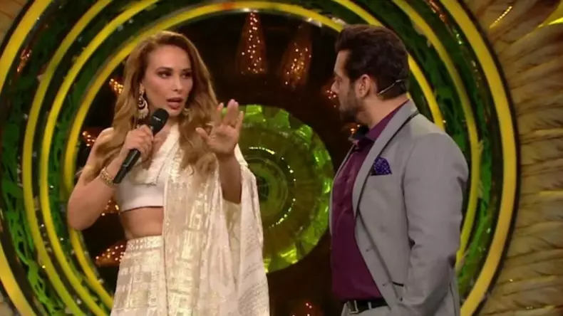 Iulia Vântur și Salman Khan