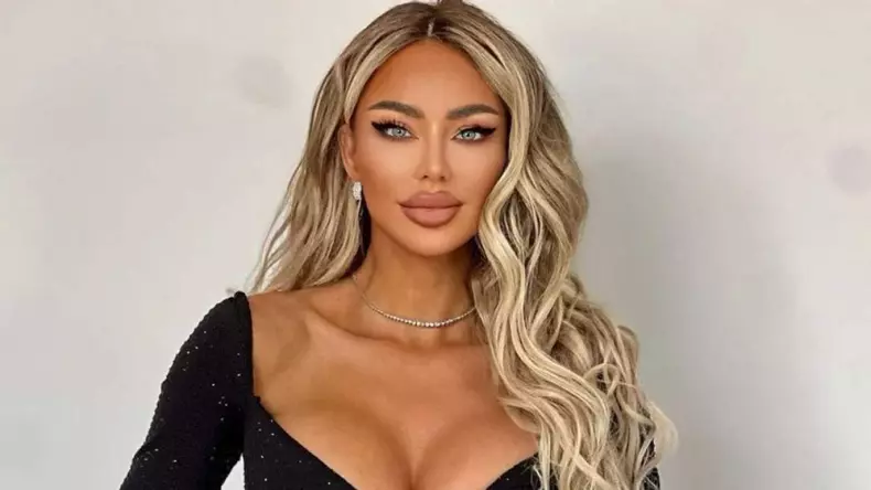 bianca dragusanu -