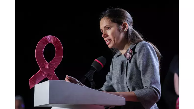 Mirabela Grădinaru a susținut primul discurs în calitate de Prima Doamnă, de Ziua Luptei împotriva Cancerului de Sân (1)