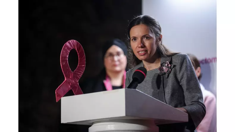 Mirabela Grădinaru a susținut primul discurs în calitate de Prima Doamnă, de Ziua Luptei împotriva Cancerului de Sân (3)