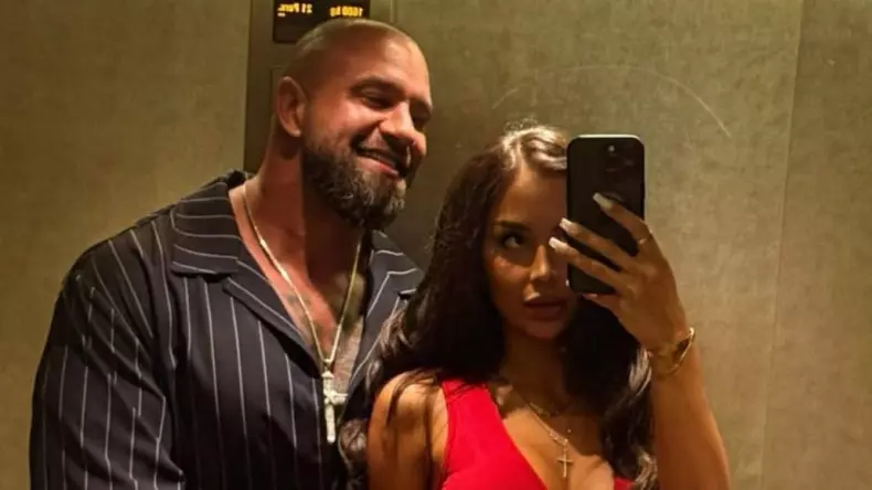 alex bodi si anca selfie