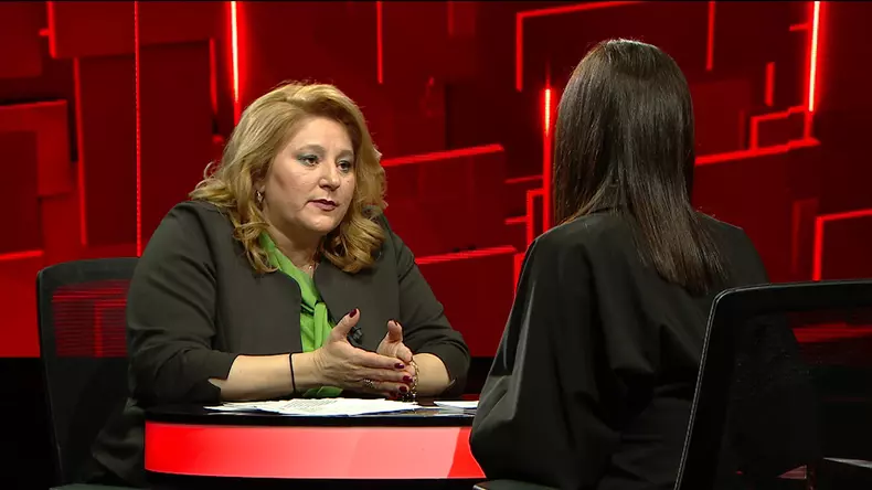 Diana Șoșoacă, la “40 de întrebări cu Denise Rifai”