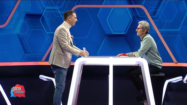 Dan Negru_si concurentul Mihai Mesteru_Jocul Cuvintelor(2)