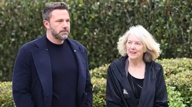 affleck 4 X