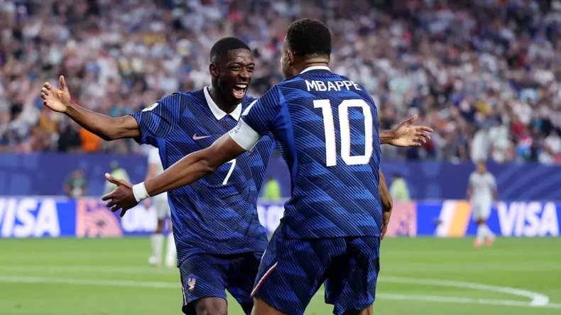 Ousmane Dembele şi Kylian Mbappe sursa Getty Images