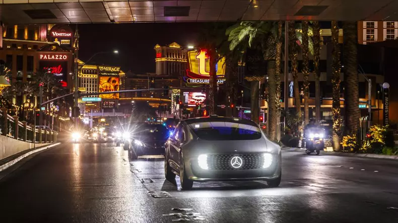 mercedes-benz f 015 luxury in motion concept (27)